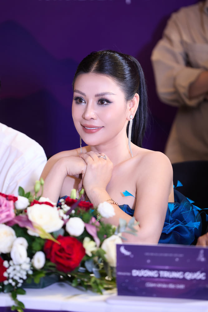 Thac si Dam Huong Thuy - Tong Giam doc Hoc vien SMT - don vi to chuc cuoc thi, Truong BTC - 