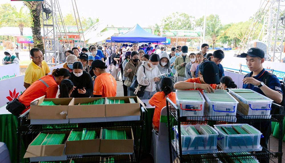 Cac van dong vien nhan Racekit 