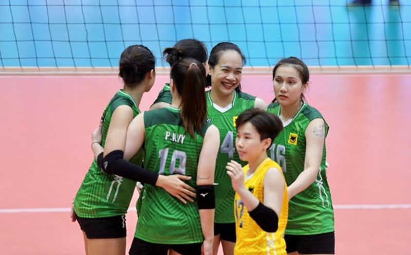 VTV Binh Dien Long An will meet Vietinbank in the semi-finals of the National Volleyball Championship. Photo: VFV