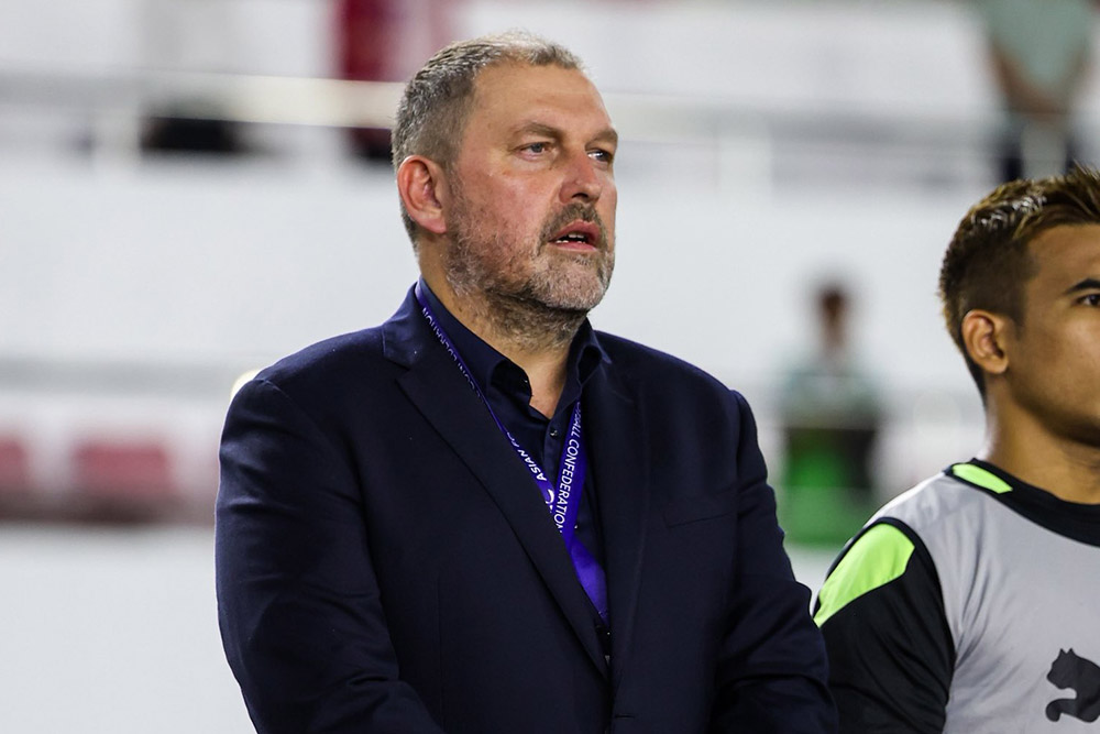 Coach Kim Cklamovski of the Malaysian team. Photo: FAM