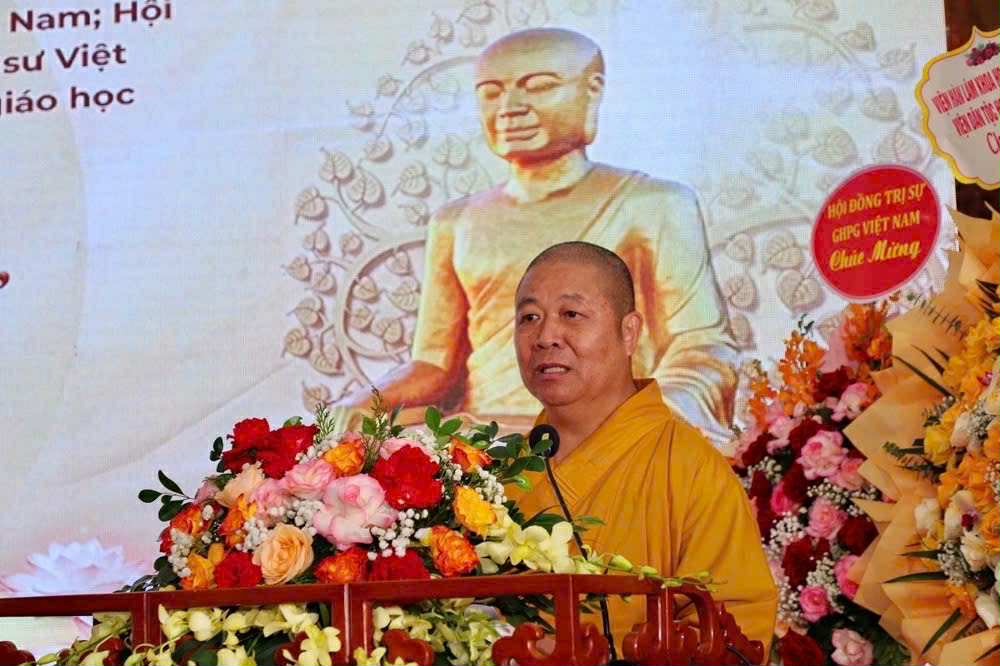 Hoa thuong Thich Tho Lac – Uy vien Thuong truc HDTS, Truong Ban Van hoa Trung uong Giao hoi Phat giao Viet Nam