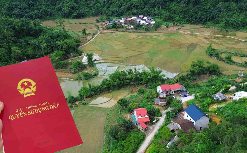 Agricultural land under 0.5 ha is allowed to be converted to commercial - service land, but must ensure a number of conditions. Photo: Khanh Linh