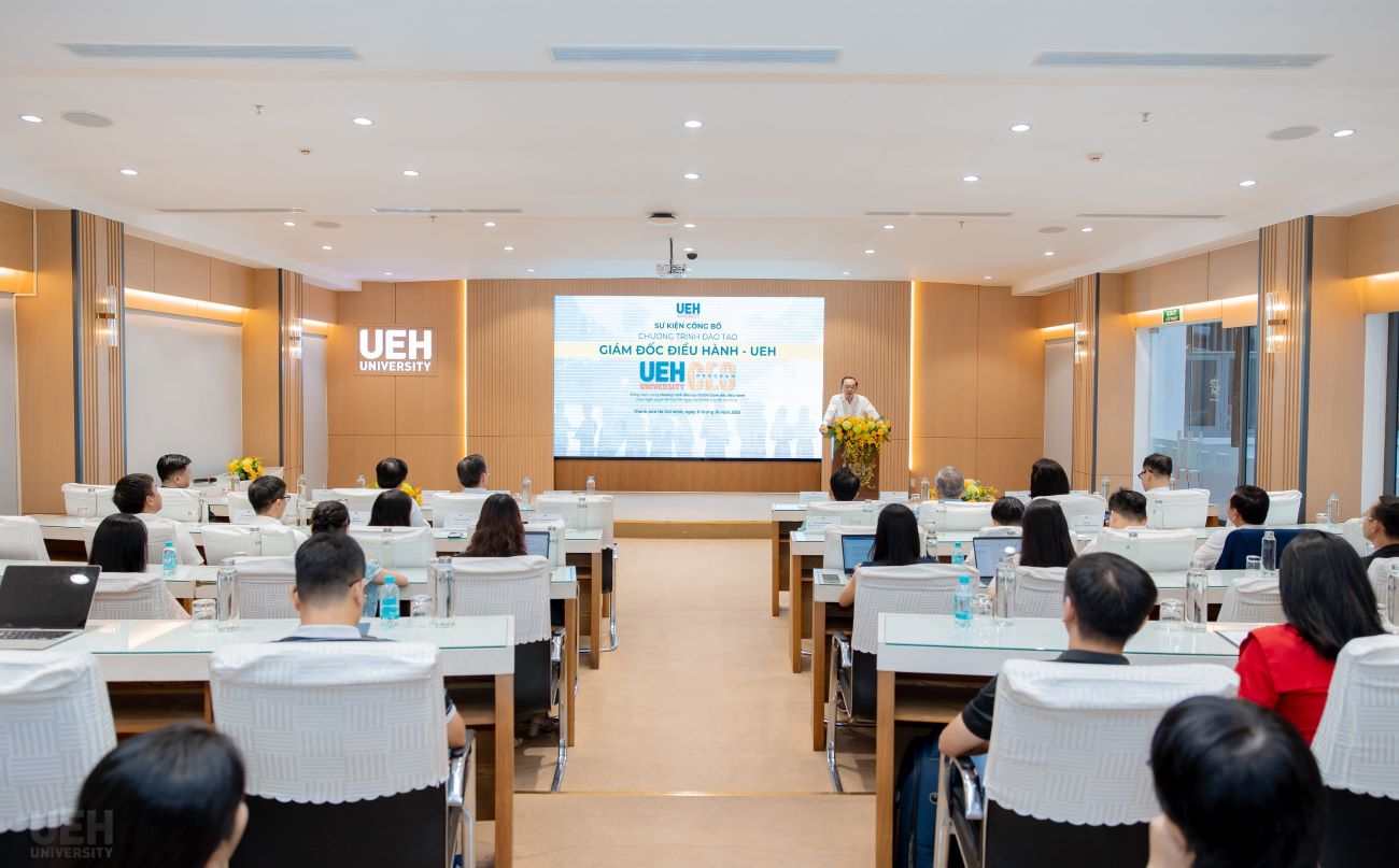 Ho Chi Minh City University of Economics (UEH) launched the "e executive director -UEH" program. Photo: Thanh Kieu