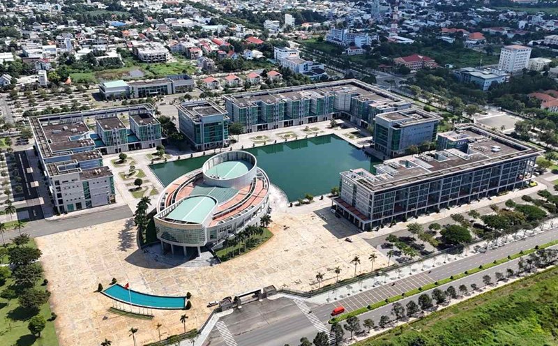 The headquarters of the Ba Ria - Vung Tau Provincial Administrative - Political Center is proposed to be assigned to Ho Chi Minh City University of Medicine and Pharmacy as a hospital's educational and operational facility. Photo: Thanh An