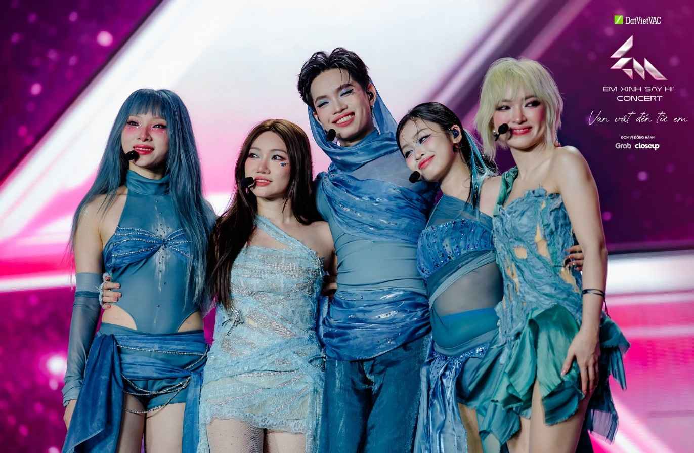 Phap Kieu xuat hien trong su ho reo cua khan gia. Anh: BTC