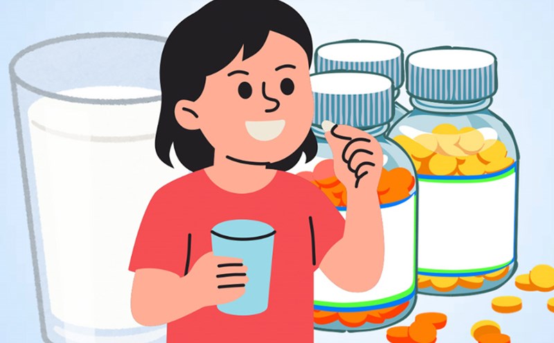 Medications and supplements should be avoided with milk. Graphics: Thien Nhan