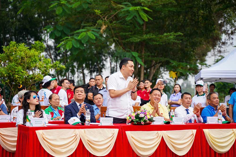 Dong dao dai bieu den tham du, theo doi cac noi dung bieu dien hap dan tai Hoi thao. Anh: So VHTT TPHCM