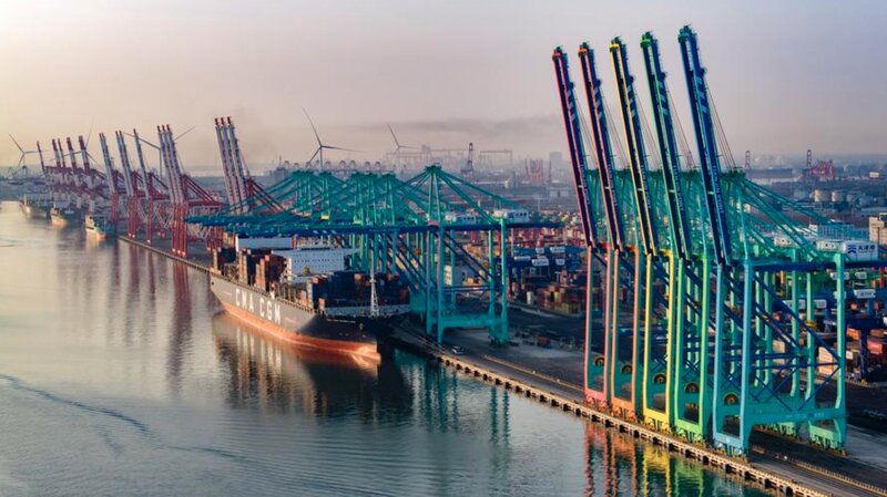 중국의 화물 수출항. 사진: 신화통신