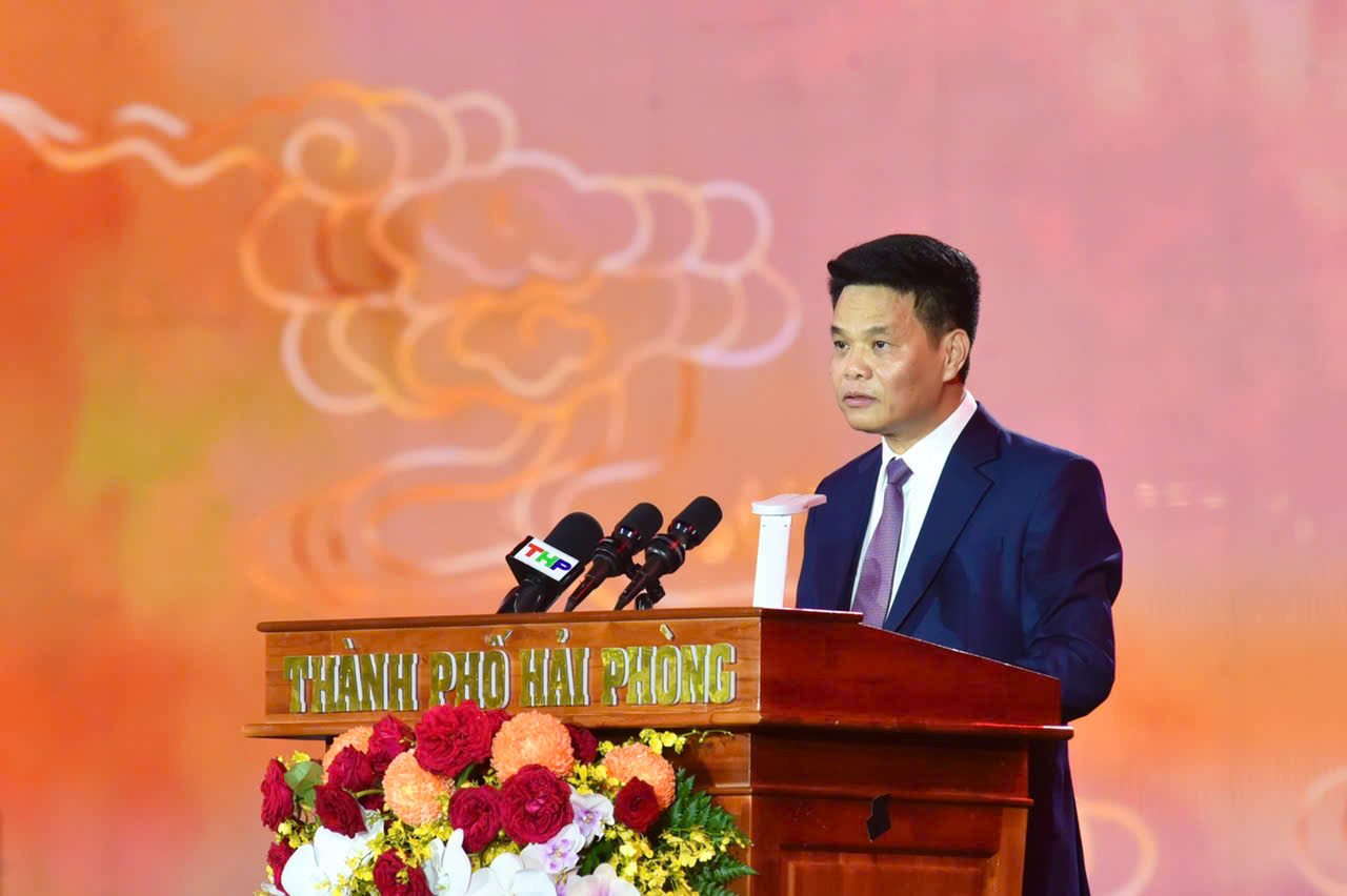 Chu tich UBND TP Hai Phong phat bieu khai mac. Anh: Ban To chuc