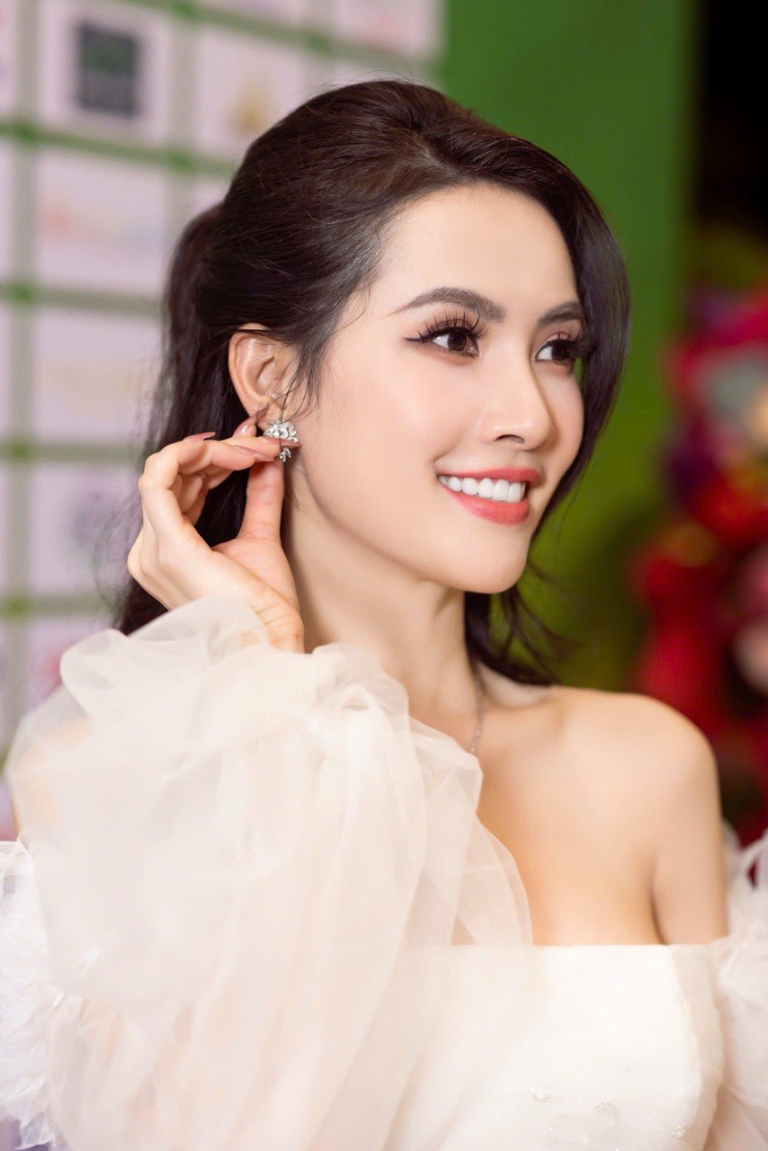 Hoa hau Phan Thi Mo. Anh: Nhan vat cung cap.