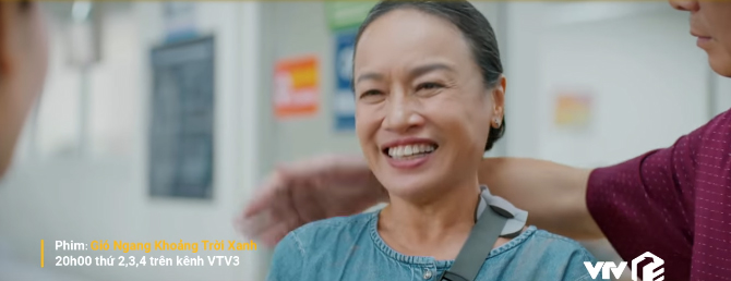 Nghe si Tu Oanh vai ba Hoa. Anh: VFC
