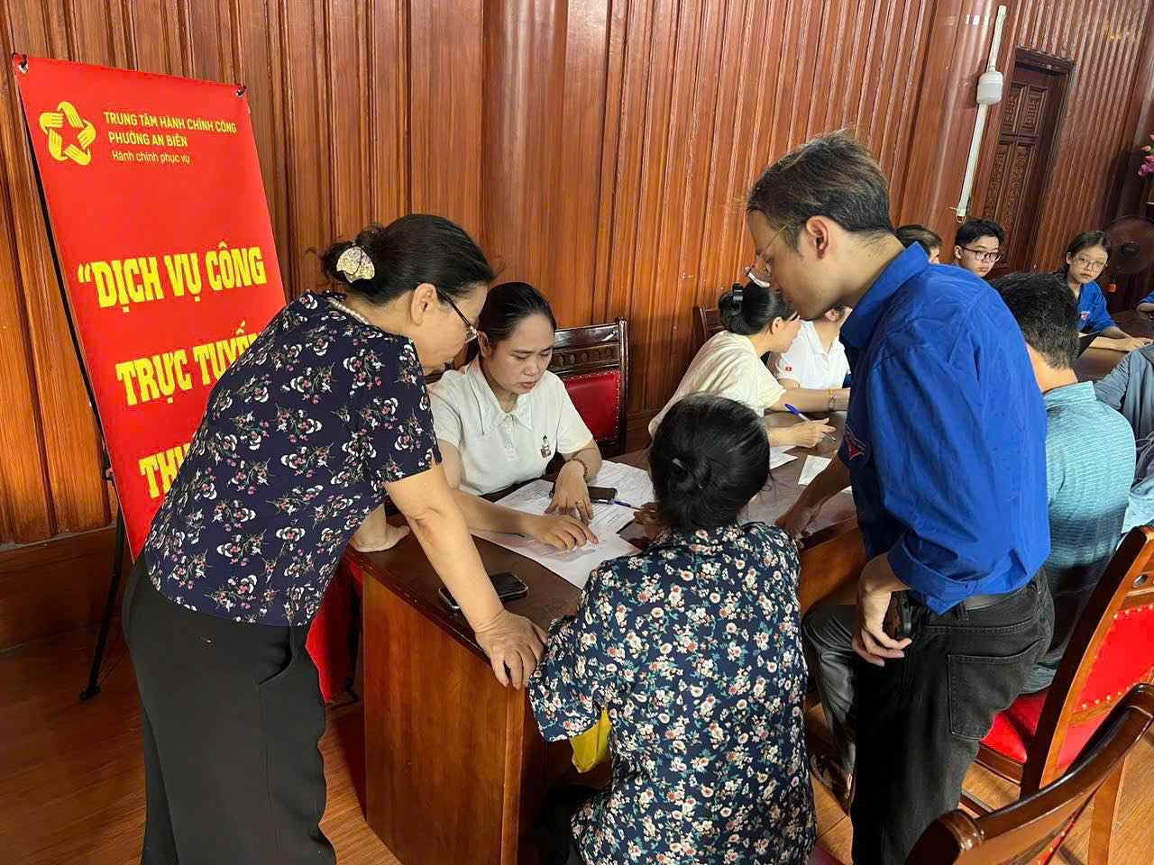 Urban model of walking with the people to travel urban areas to the north of An Bien. Photo: Phuong An Bien, Hai Phong