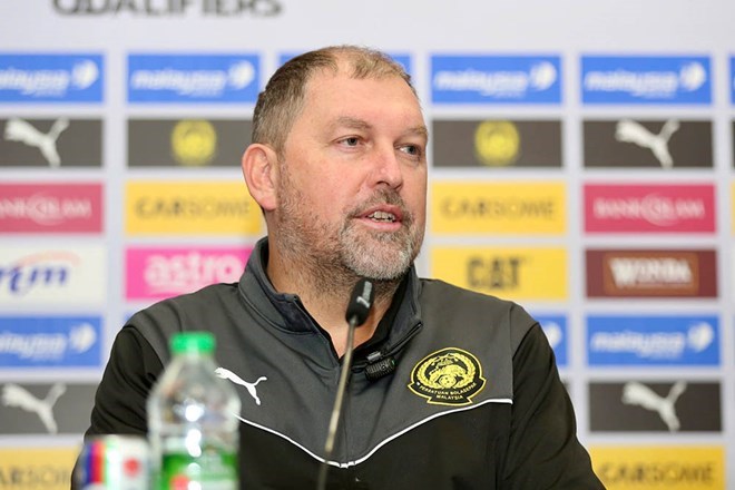 Malaysia coach Peter Cklamovski said he still respects FAM. Photo: Huu Pham