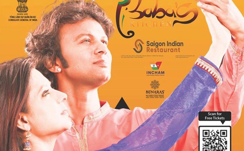 Famous Kathak dancer Anupama Jha introduces the play Mokshapat  Journey of the Heart. Photo: Provided by the Organizing Committee