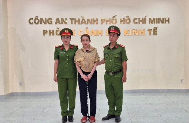 Hé lộ mạng lưới doanh nghiệp liên quan đến DJ Ngân 98