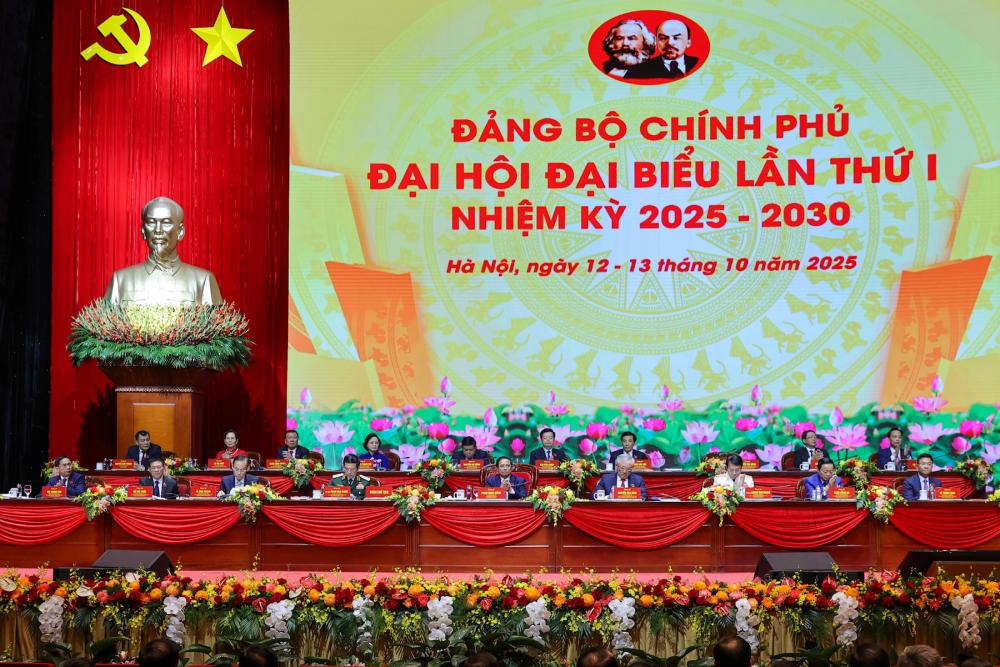 Doan Chu tich dieu hanh Dai hoi. Anh: Hai Nguyen