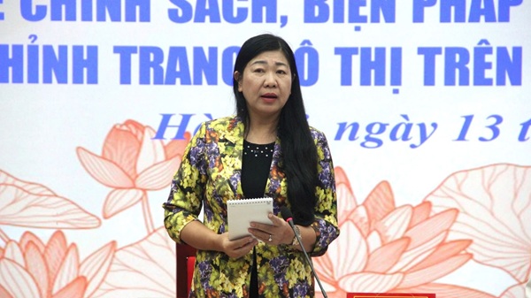 Chu tich Uy ban MTTQ Viet Nam thanh pho Ha Noi Nguyen Lan Huong phat bieu tai hoi nghi. Anh: Huong Thuy
