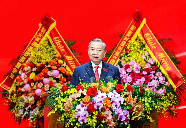 General Secretary To Lam gave a speech directing the Congress. Photo: VGP