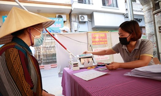 Nội dung tuổi nghỉ hưu, điều kiện về tuổi hưởng lương hưu đã được quy định tại Bộ luật Lao động 2019. Ảnh: Hải Nguyễn