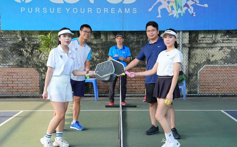 Pickleball is a sport that has attracted social attention in recent years. Photo: Vu Linh