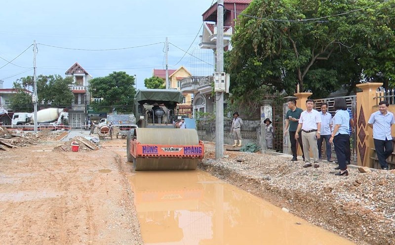 The Party Committee has risen to Phu Liet to investigate the situation of motorbikes in the area. Photo: Phu Lien, Hai Phong Tourism Portal