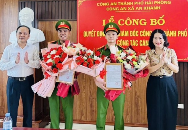 An Khanh Commune Police work according to the regulations of the Hai Phong City Police Department to handle the work of the police. Photo: An Khanh Commune Information Center