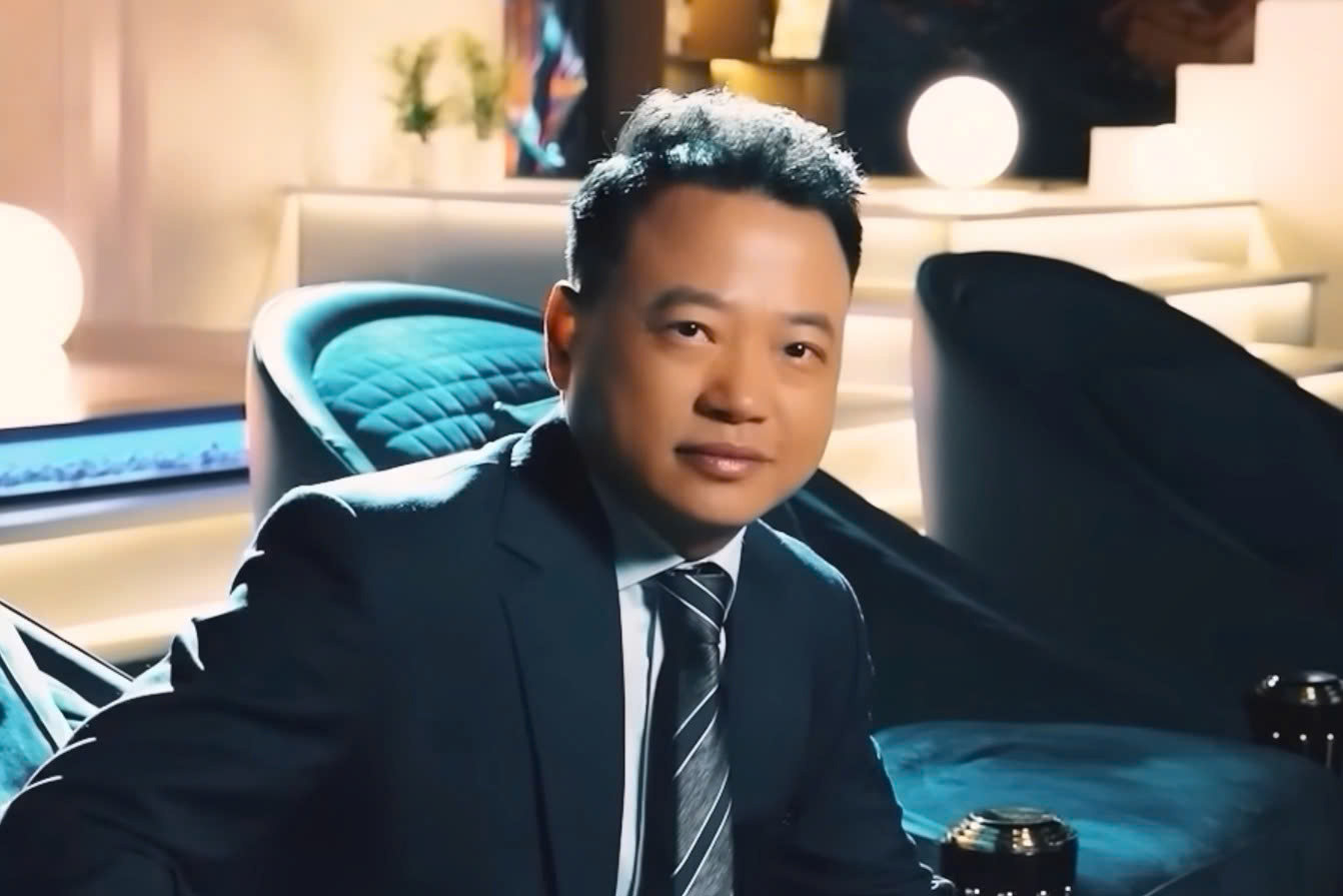 Ông Nguyễn Hòa Bình (tức Shark Bình) trong chương trình Shark Tank Việt Nam. Ảnh: TVHUB

 