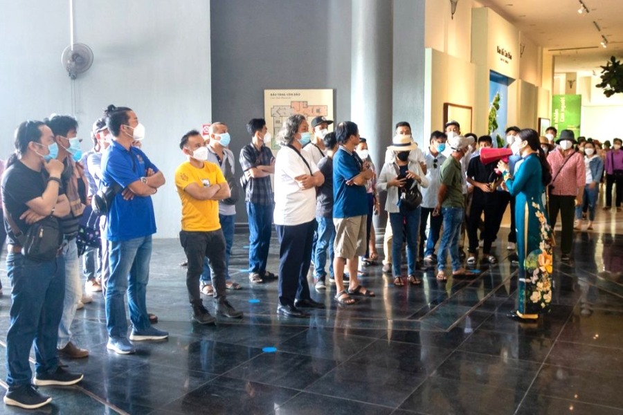 There were quite a lot of tourists coming to visit and learn at the Con Dao Museum in the past. Photo: Organizing Committee