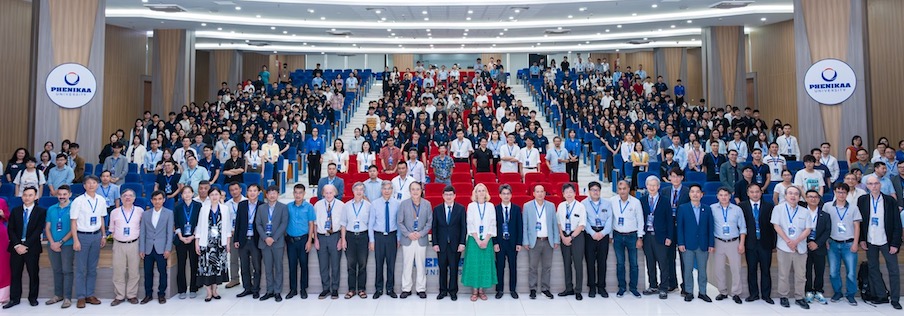 Hoi nghi Vat ly Quoc te Phenikaa 2025 – Phenikaa International Physics Conference 2025 (PIPC 2025) dien ra tai Dai hoc Phenikaa (Ha Noi) voi chu de “Ky niem 100 nam Vat ly luong tu”. Anh: Ban to chuc