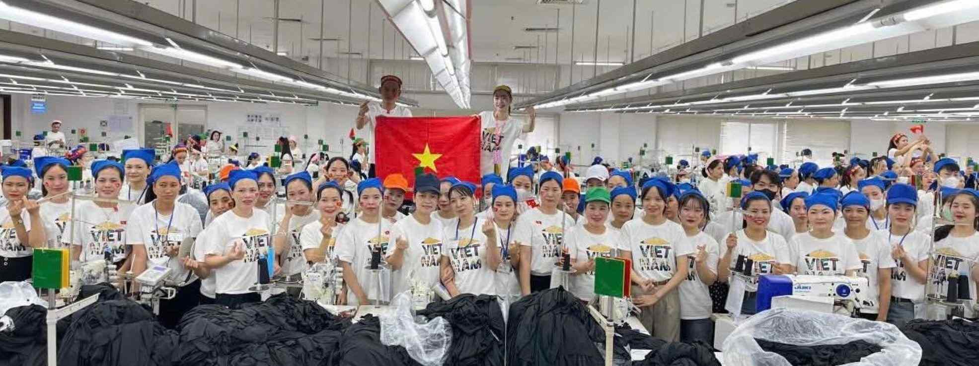 Công nhân Công ty TNHH Sakurai Việt Nam (Thanh Hóa) đang nỗ lực từng ngày vì sự phát triển quê hương, đất nước. Ảnh: XUÂN HÙNG