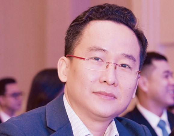 TS Chau Dinh Linh - Giang vien Dai hoc Ngan hang TPHCM. Anh: Nhan vat cung cap