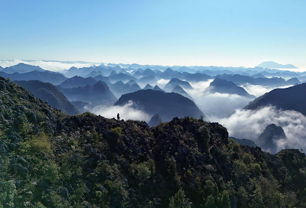 ខ្ពង់រាប Dong Van Karst Plateau UNESCO Global Geopark ទើប​តែ​ទទួល​បាន​ងារ​ជា “ទិសដៅ​វប្បធម៌​ប្រចាំ​តំបន់​ឈាន​មុខ​គេ​របស់​អាស៊ី​ឆ្នាំ 2025” នៅ​ក្នុង​កម្មវិធី World Travel Awards។ រូបថត៖ Diep Huu Dat