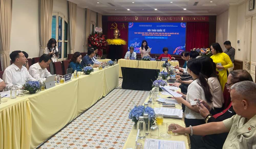 Cac dai bieu tham gia Hoi thao. Anh: Chi Long