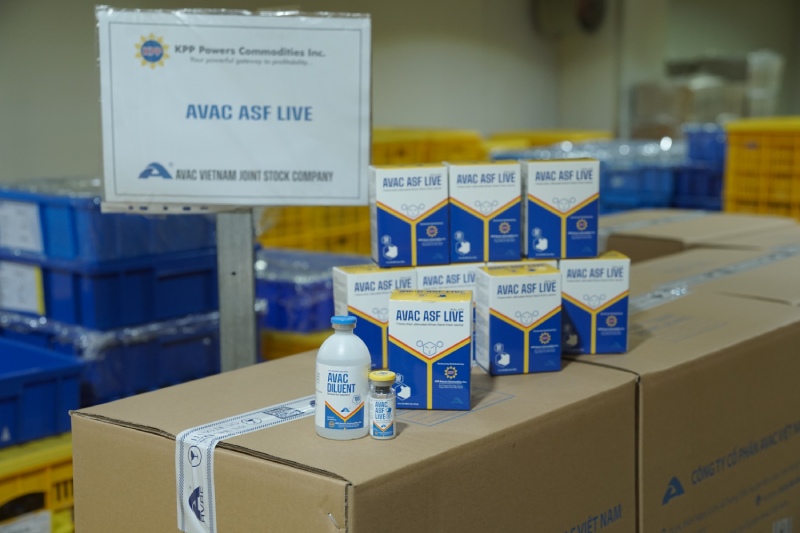 Tinh den 9.2025, da co 4,3 trieu lieu vaccine AVAC ASF LIVE duoc xuat ra thi truong.
