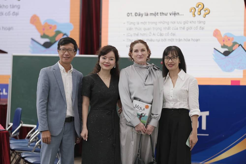 Voi su dong hanh cua Dai su quan New Zealand, TIMES va Everest Schools, chuong trinh da de lai du am dep trong long thay co va cac em hoc sinh khong chi vi su nao nhiet, ma boi tinh than ton vinh van hoa doc va gia tri giao luu quoc te ma no mang lai. 