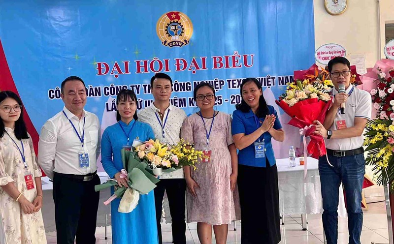 The Executive Committee of the Trade Union of Texco Company (Vietnam) term III, 2025-2030 was launched. Photo: Hung Yen Trade Union