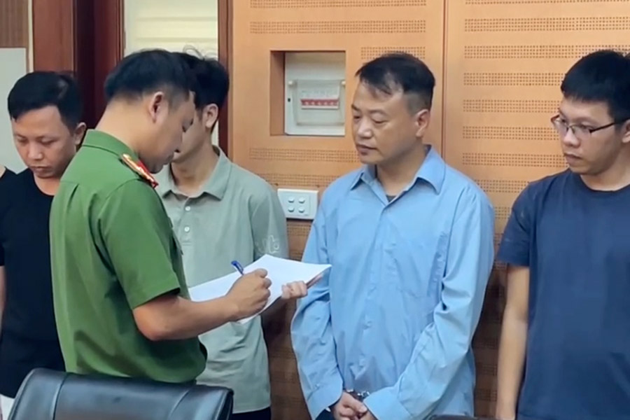 Identities of the subjects who have just been prosecuted with Shark Binh