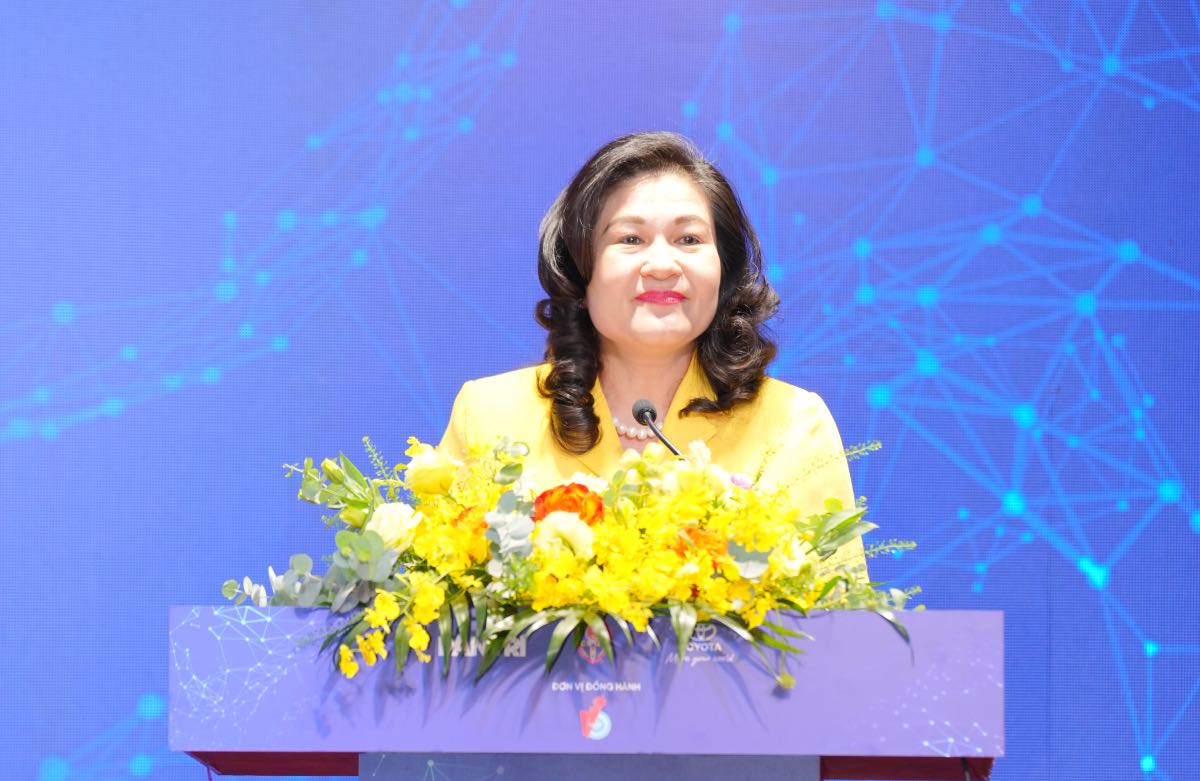 Deputy Minister of Home Affairs Nguyen Thi Ha spoke at the ceremony. Photo: Huong Nha