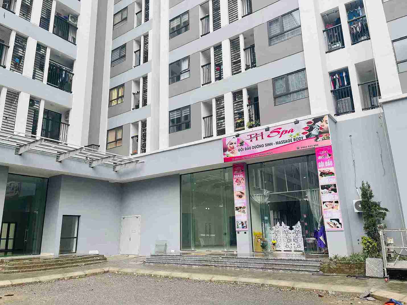 Mot so cu dan dau tien da chuyen ve sinh song tai khu nha o xa hoi moi