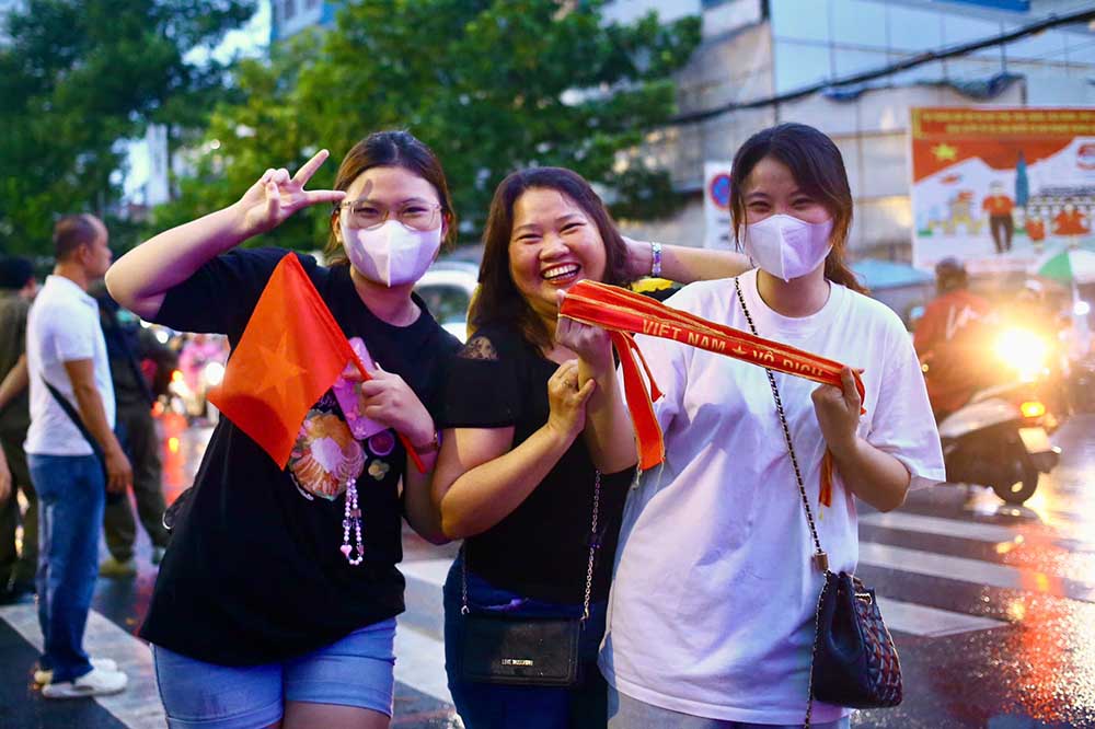 Tat ca co dong vien deu hi vong doi tuyen Viet Nam se co ket qua tot truoc Nepal de tiep tuc nuoi hi vong gianh ve du vong chung ket Asian Cup 2027.