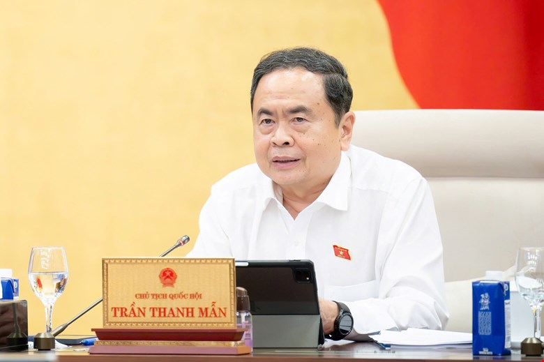 Politburo member and National Assembly Chairman Tran Thanh Man said that at the 10th Session, the quality of laws and resolutions must be given top priority to serve the arrangement of the administrative apparatus, implementing the 2-level local government model. Photo: Quochoi.vn