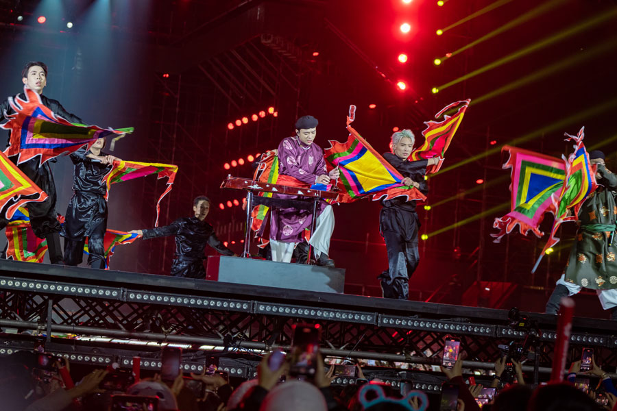 ngu형님은 수많은 어려움을 극복한다 ngu형님은 콘서트 시리즈를 개최하면서 매진되었습니다. 사진: 제작사 제공