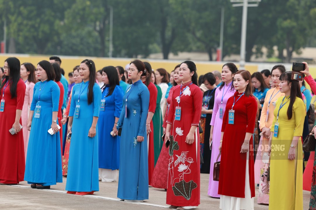 Doan dai bieu nu doan vien cong doan tieu bieu bao cong dang Bac. Anh: Hai Nguyen
