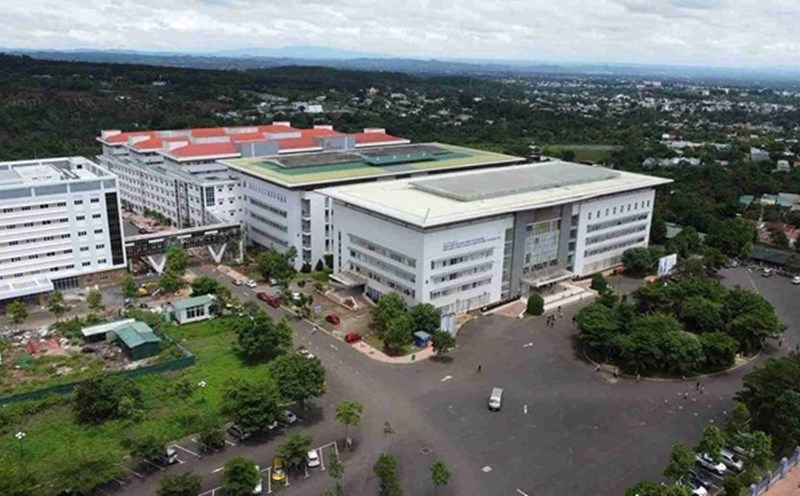 The Deputy Director of the Central Highlands General Hospital has just submitted a request not to operate the hospital to focus on professional work. Photo: Bao Trung