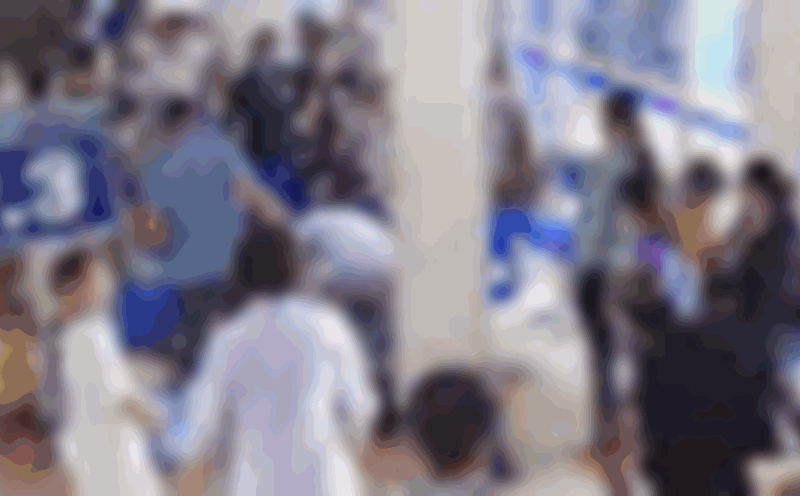 The man had a cardiac arrest, fell to the floor and was promptly handled by the female nurse. Photo: H. Nguyen