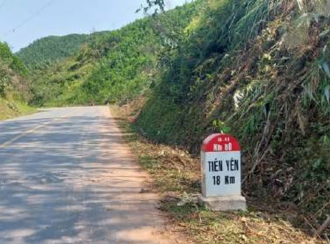 Diem dau cua Du an “Cai tao, nang cap Quoc lo 4B doan tren dia ban tinh Quang Ninh”. Anh: Ban Quan ly du an dau tu xay dung khu vuc 2 tinh Quang. Ninh.