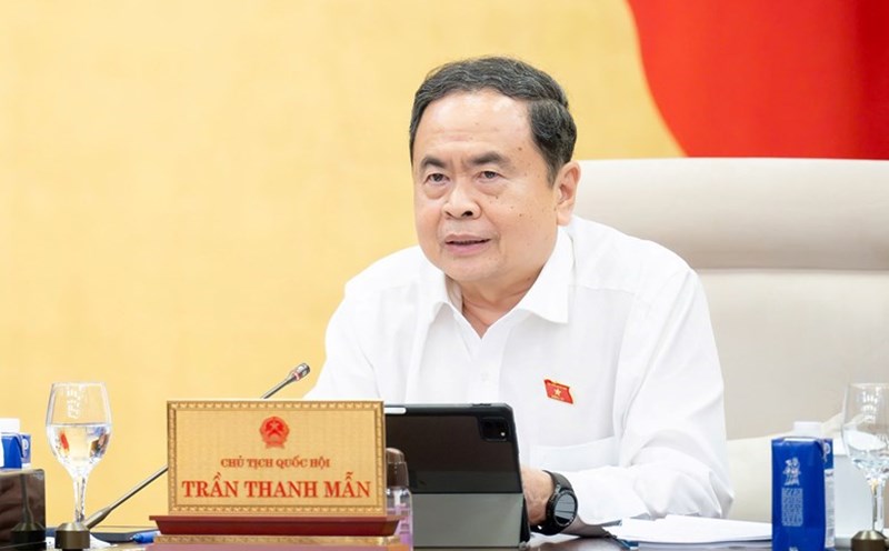 Politburo member and National Assembly Chairman Tran Thanh Man has signed a Resolution promulgating the Regulations on the organization and operation of the Jury. Photo: Quochoi.vn