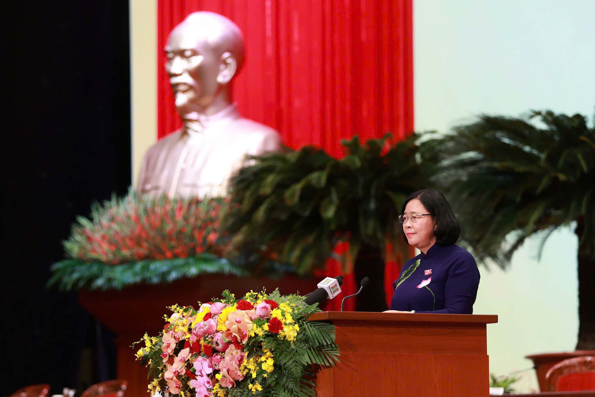 Bi thu Thanh uy Ha Noi Bui Thi Minh Hoai phat bieu - Anh: D.H.