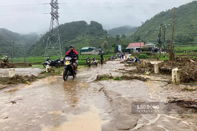 Các tuyến quốc lộ bị hư hỏng sau bão tại Điện Biên sẽ được sửa chữa. Ảnh: Quang Đạt