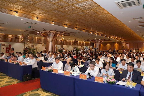 Hoi nghi danh gia ket qua phat trien san pham OCOP va du lich nong thon giai doan 2021-2025, dinh huong giai doan 2026-2030. Anh: Khuong Trung